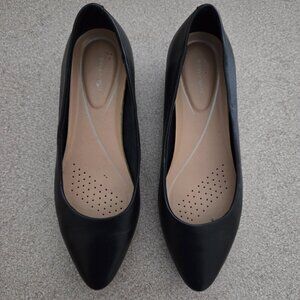 Easy Spirit Caldise Women's Block Heel Black Pumps